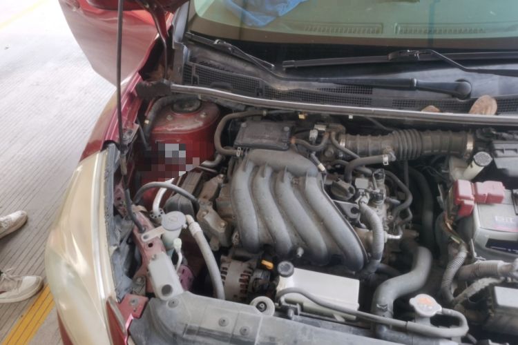 Used Nissan Tiida 2013 1.6L CVT Cool Cafe Edition Engine Bay Right