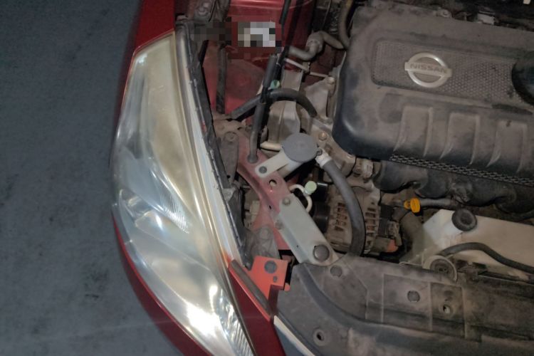 Used Nissan Tiida 2013 1.6L CVT Cool Cafe Edition Engine Bay Right