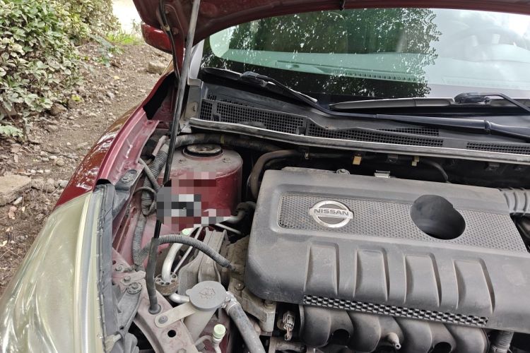 Used Nissan Tiida 2013 1.6L CVT Cool Cafe Edition Engine Bay Right