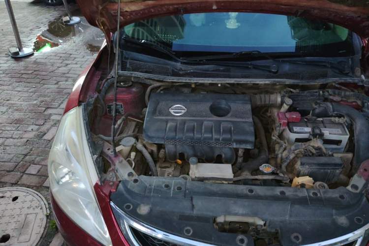 Used Nissan Tiida 2013 1.6L CVT Cool Cafe Edition Engine Bay Right