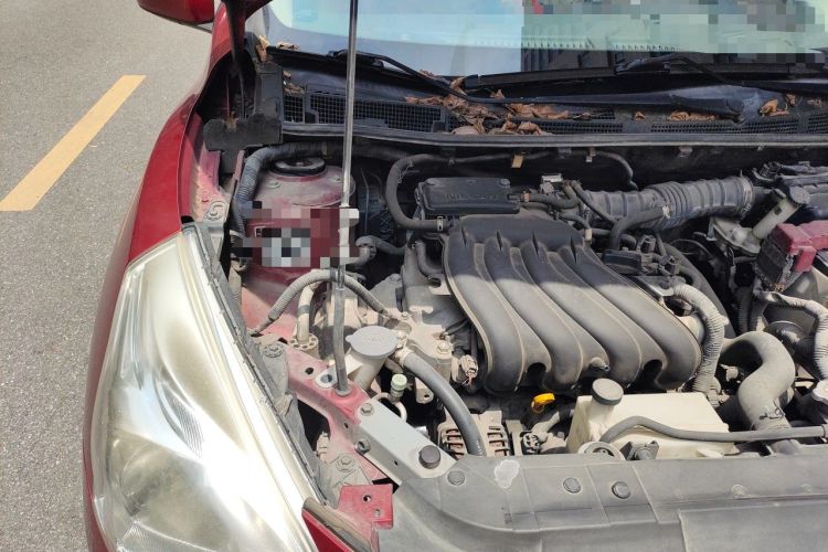 Used Nissan Tiida 2013 1.6L CVT Cool Cafe Edition Engine Bay Right