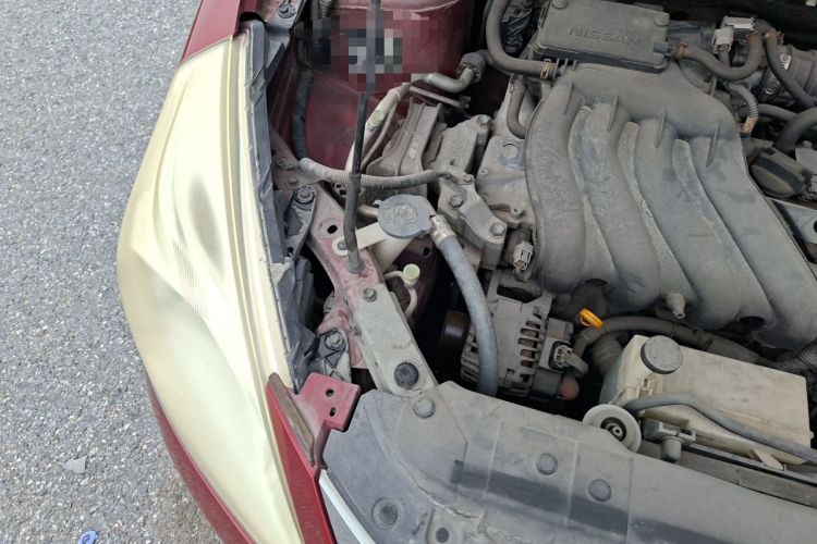 Used Nissan Tiida 2013 1.6L CVT Cool Cafe Edition Engine Bay Right