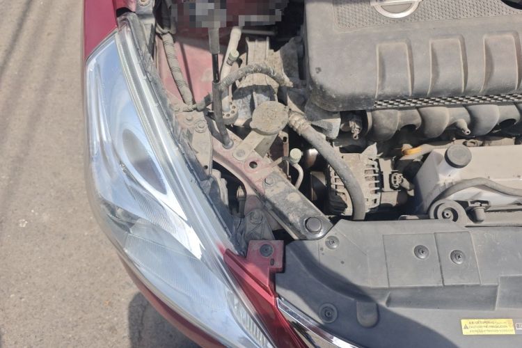 Used Nissan Tiida 2013 1.6L CVT Cool Cafe Edition Engine Bay Right