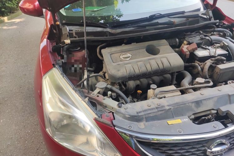 Used Nissan Tiida 2013 1.6L CVT Cool Cafe Edition Engine Bay Right