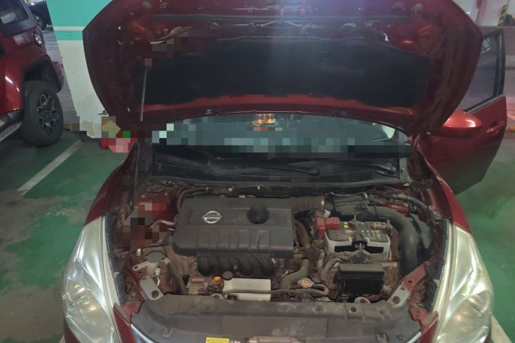 Used Nissan Tiida 2013 1.6L CVT Cool Cafe Edition Engine Bay