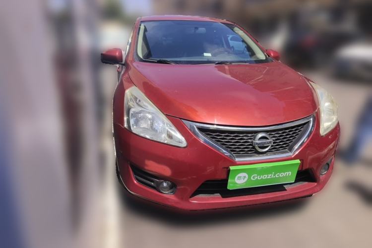Used Nissan Tiida 2013 1.6L CVT Cool Cafe Edition Front Right 45 Deg