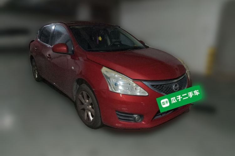 Used Nissan Tiida 2013 1.6L CVT Cool Cafe Edition Front Right 45 Deg