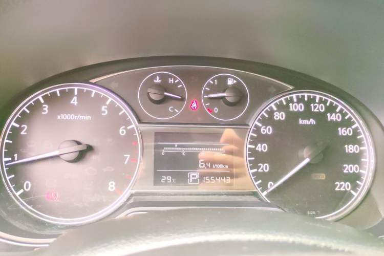 Used Nissan Tiida 2013 1.6L CVT Cool Cafe Edition Instrument Cluster