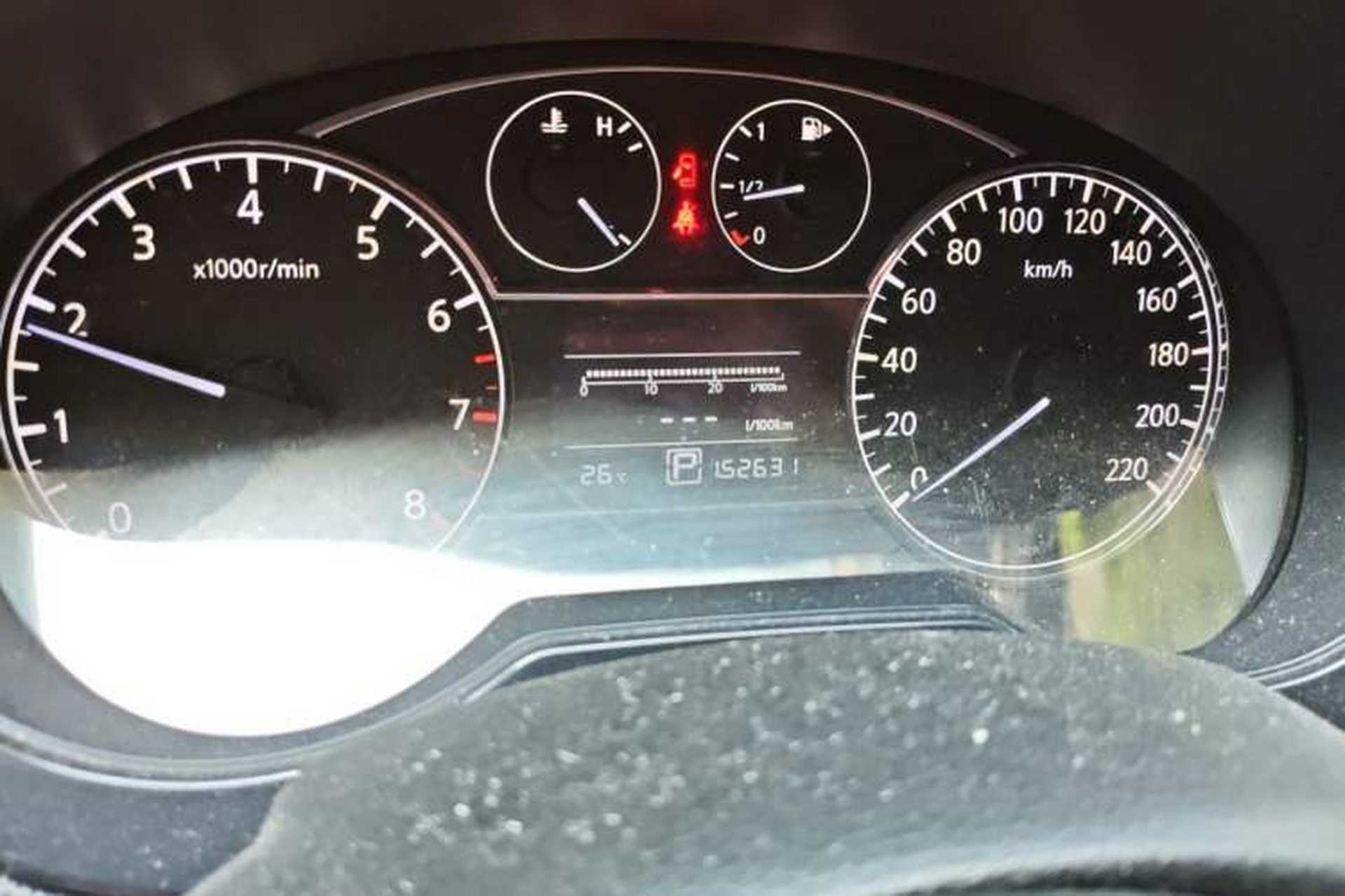 Used Nissan Tiida 2013 1.6L CVT Cool Cafe Edition Odometer Close Up