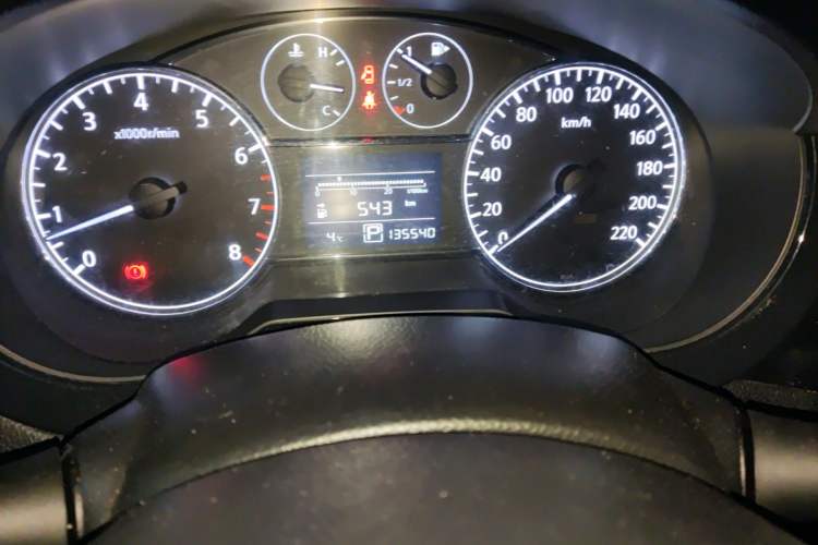 Used Nissan Tiida 2013 1.6L CVT Cool Cafe Edition Odometer Close Up