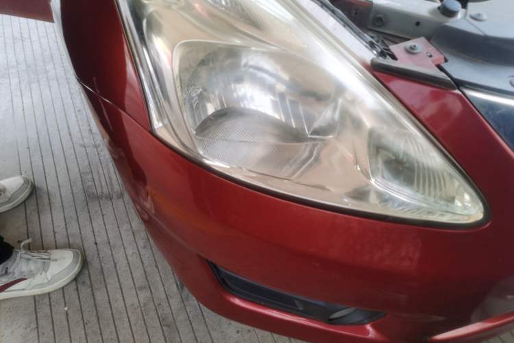 Used Nissan Tiida 2013 1.6L CVT Cool Cafe Edition Right Front Headlight