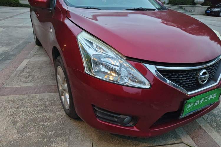 Used Nissan Tiida 2013 1.6L CVT Cool Cafe Edition Right Front Headlight