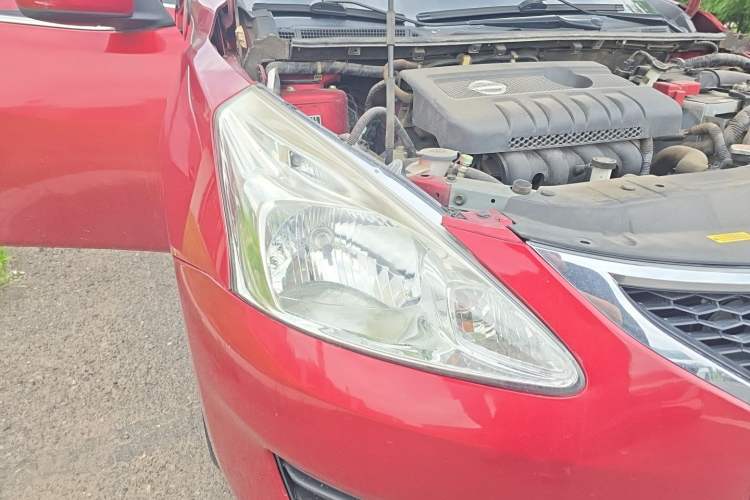 Used Nissan Tiida 2013 1.6L CVT Cool Cafe Edition Right Front Headlight