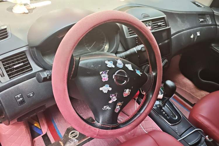 Used Nissan Tiida 2013 1.6L CVT Cool Cafe Edition Steering Wheel