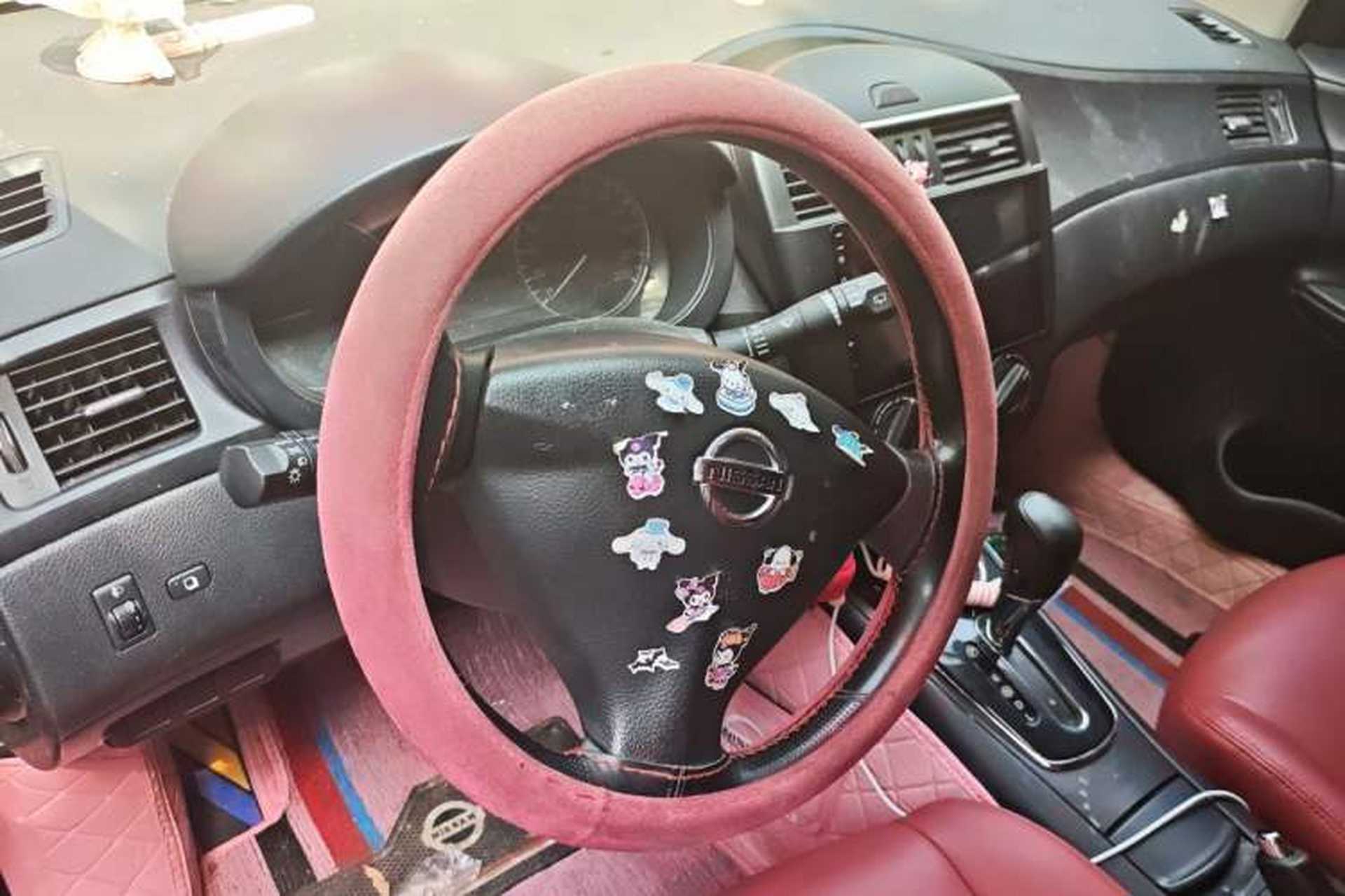 Used Nissan Tiida 2013 1.6L CVT Cool Cafe Edition Steering Wheel