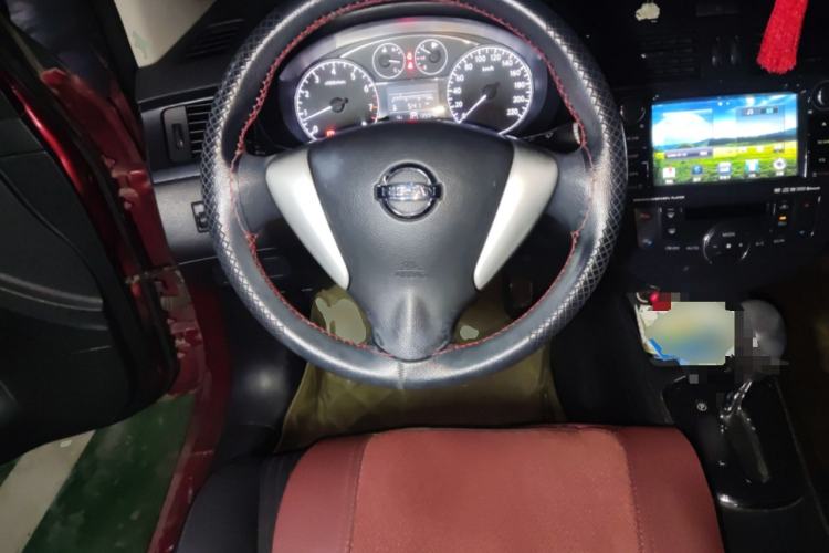 Used Nissan Tiida 2013 1.6L CVT Cool Cafe Edition Steering Wheel