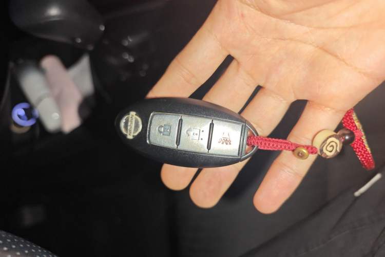 Used Nissan Tiida 2013 1.6L CVT Cool Cafe Edition Vehicle Key