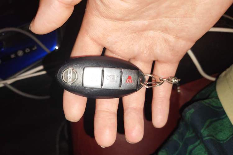 Used Nissan Tiida 2013 1.6L CVT Cool Cafe Edition Vehicle Key