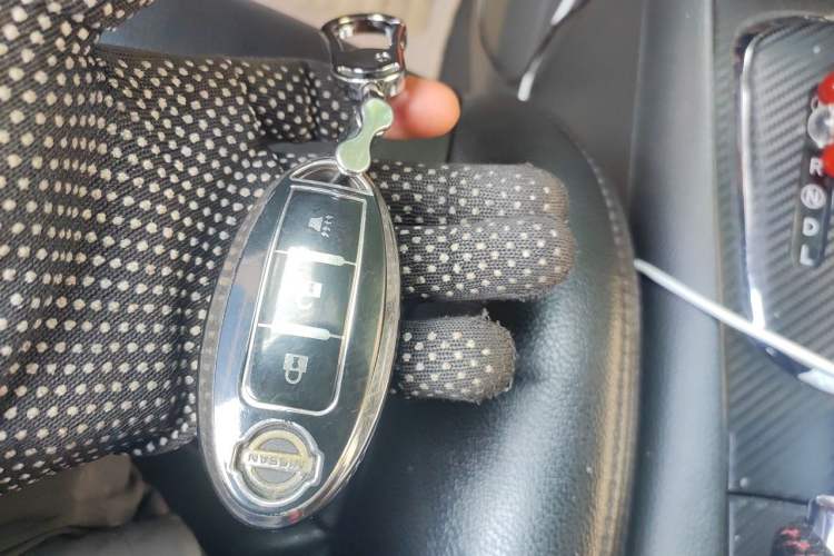 Used Nissan Tiida 2013 1.6L CVT Cool Cafe Edition Vehicle Key
