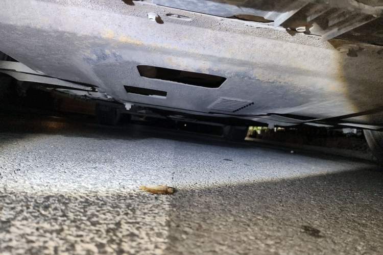 Used Nissan Tiida 2013 1.6L CVT Cool Cafe Edition Chassis Front
