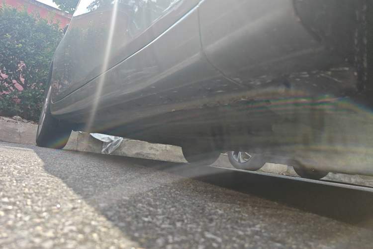 Used Nissan Tiida 2013 1.6L CVT Cool Cafe Edition Chassis Front Right