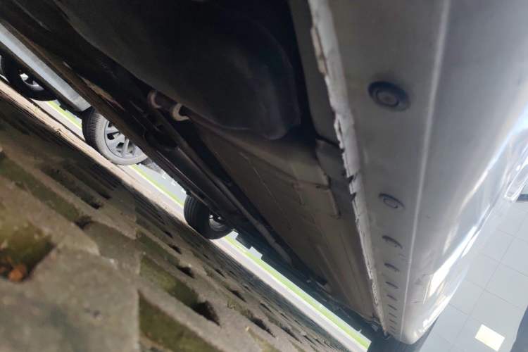 Used Nissan Tiida 2013 1.6L CVT Cool Cafe Edition Chassis Rear Right