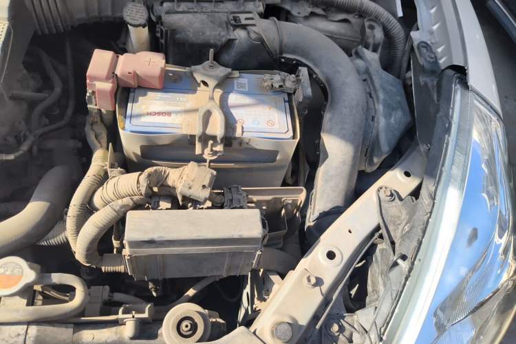 Used Nissan Tiida 2013 1.6L CVT Cool Cafe Edition Engine Bay Left