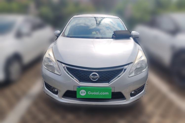 Used Nissan Tiida 2013 1.6L CVT Cool Cafe Edition Front