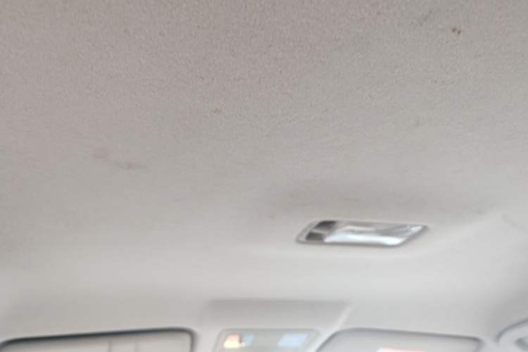 Used Nissan Tiida 2013 1.6L CVT Cool Cafe Edition Headliner