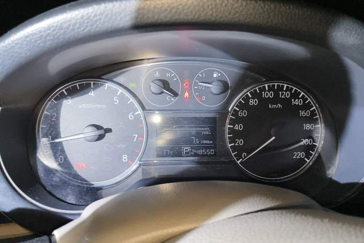 Used Nissan Tiida 2013 1.6L CVT Cool Cafe Edition Instrument Cluster