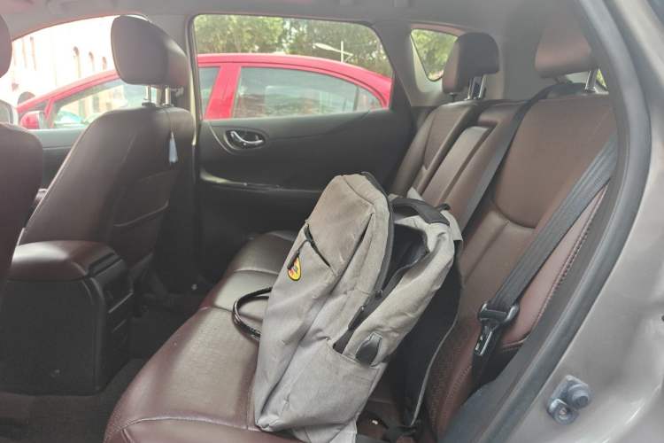 Used Nissan Tiida 2013 1.6L CVT Cool Cafe Edition Left Rear Seat
