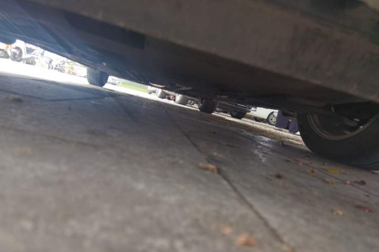 Used Nissan Tiida 2013 1.6L CVT Cool Cafe Edition Chassis Front
