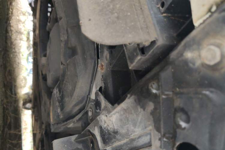 Used Nissan Tiida 2013 1.6L CVT Cool Cafe Edition Chassis Front