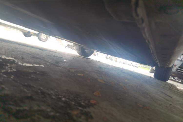 Used Nissan Tiida 2013 1.6L CVT Cool Cafe Edition Chassis Front Left