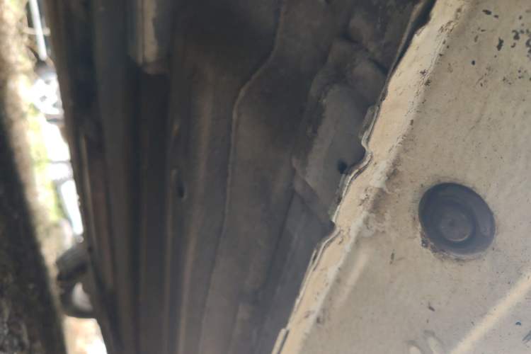 Used Nissan Tiida 2013 1.6L CVT Cool Cafe Edition Chassis Front Right