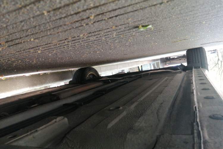 Used Nissan Tiida 2013 1.6L CVT Cool Cafe Edition Chassis Front Right
