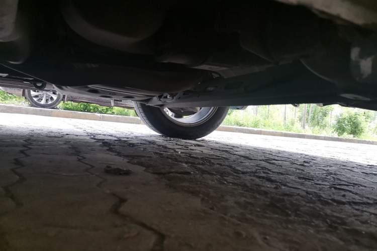 Used Nissan Tiida 2013 1.6L CVT Cool Cafe Edition Chassis Rear Left