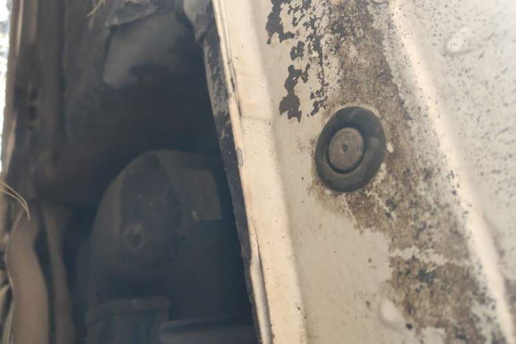 Used Nissan Tiida 2013 1.6L CVT Cool Cafe Edition Chassis Rear Left
