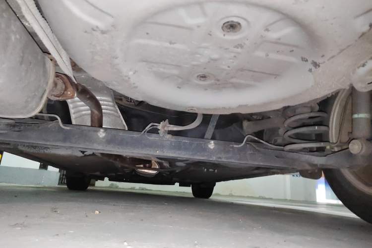 Used Nissan Tiida 2013 1.6L CVT Cool Cafe Edition Chassis Rear