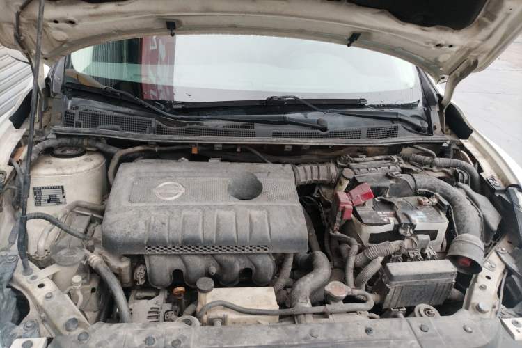 Used Nissan Tiida 2013 1.6L CVT Cool Cafe Edition Engine Bay