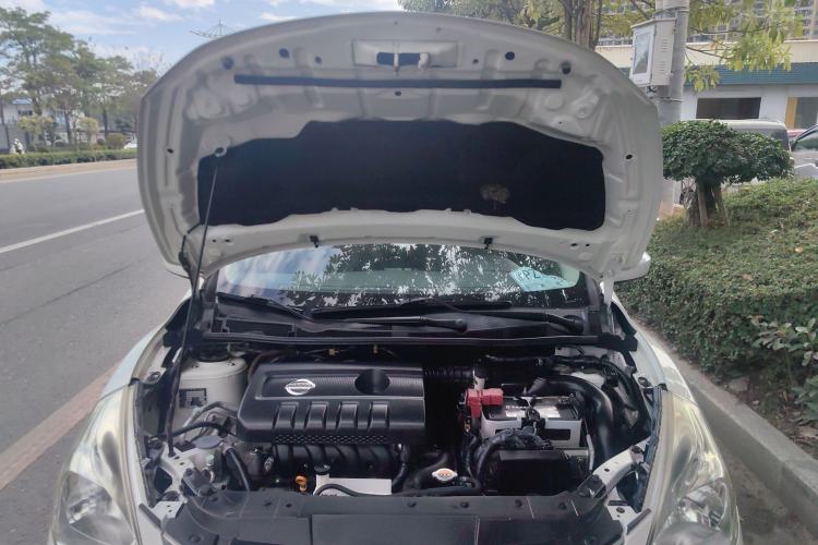 Used Nissan Tiida 2013 1.6L CVT Cool Cafe Edition Engine Bay