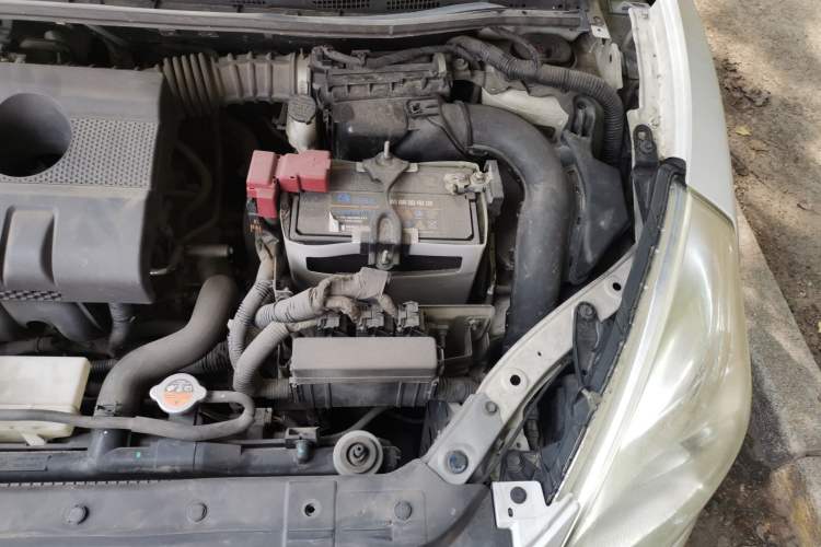 Used Nissan Tiida 2013 1.6L CVT Cool Cafe Edition Engine Bay Left