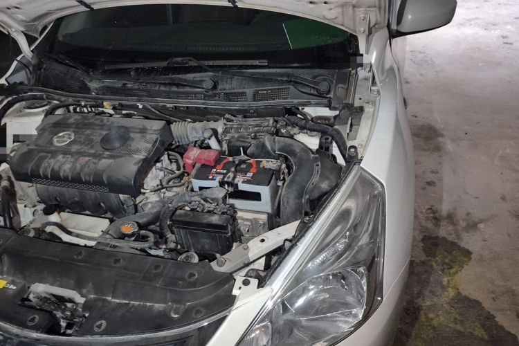 Used Nissan Tiida 2013 1.6L CVT Cool Cafe Edition Engine Bay Left