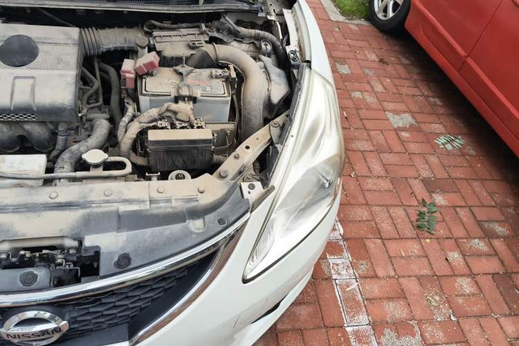Used Nissan Tiida 2013 1.6L CVT Cool Cafe Edition Engine Bay Left
