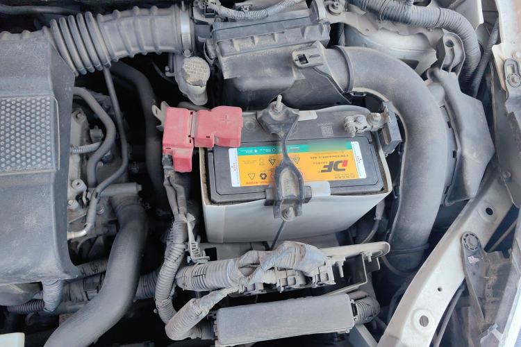 Used Nissan Tiida 2013 1.6L CVT Cool Cafe Edition Engine Bay Left