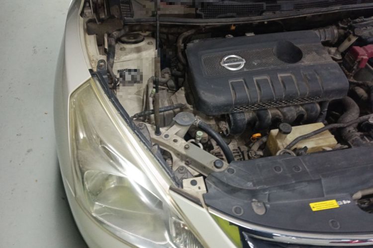 Used Nissan Tiida 2013 1.6L CVT Cool Cafe Edition Engine Bay Right