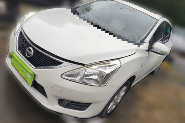 Used Nissan Tiida 2013 1.6L CVT Cool Cafe Edition