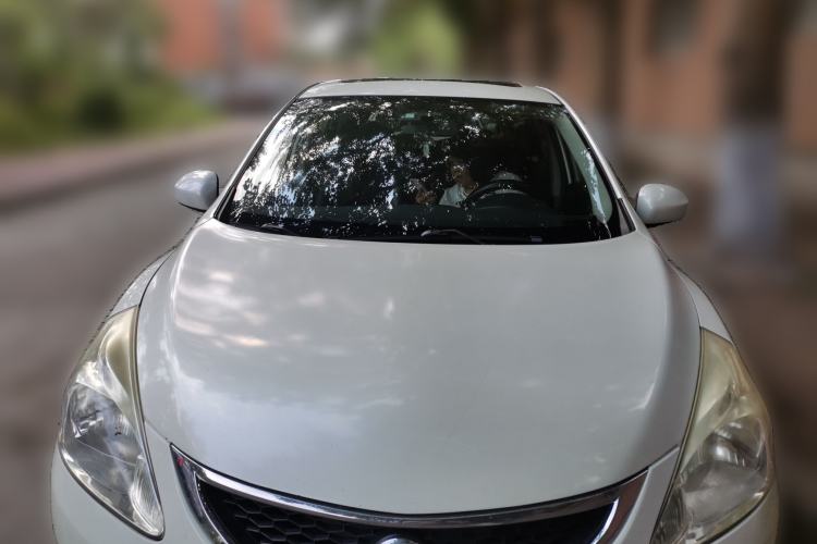 Used Nissan Tiida 2013 1.6L CVT Cool Cafe Edition Front