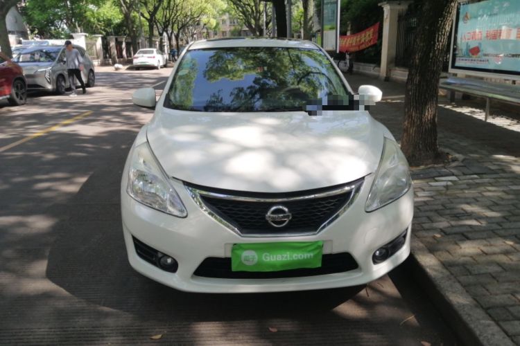 Used Nissan Tiida 2013 1.6L CVT Cool Cafe Edition Front