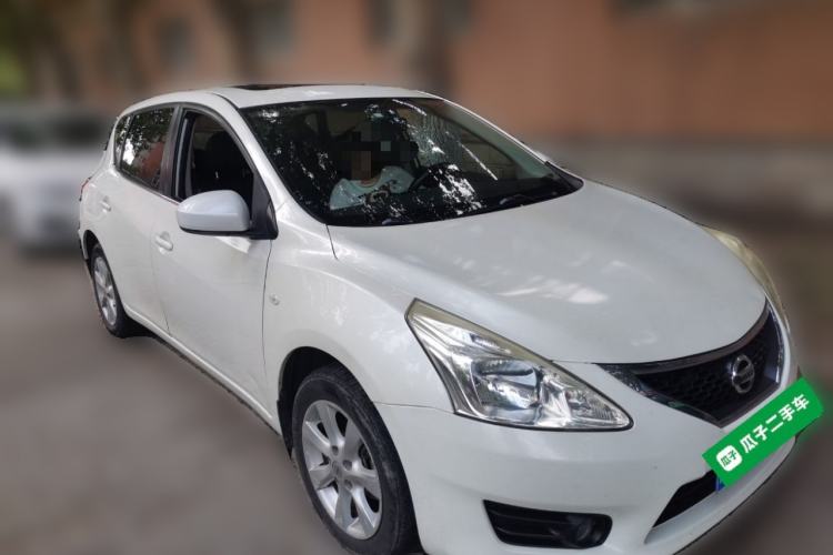 Used Nissan Tiida 2013 1.6L CVT Cool Cafe Edition Front Right 45 Deg